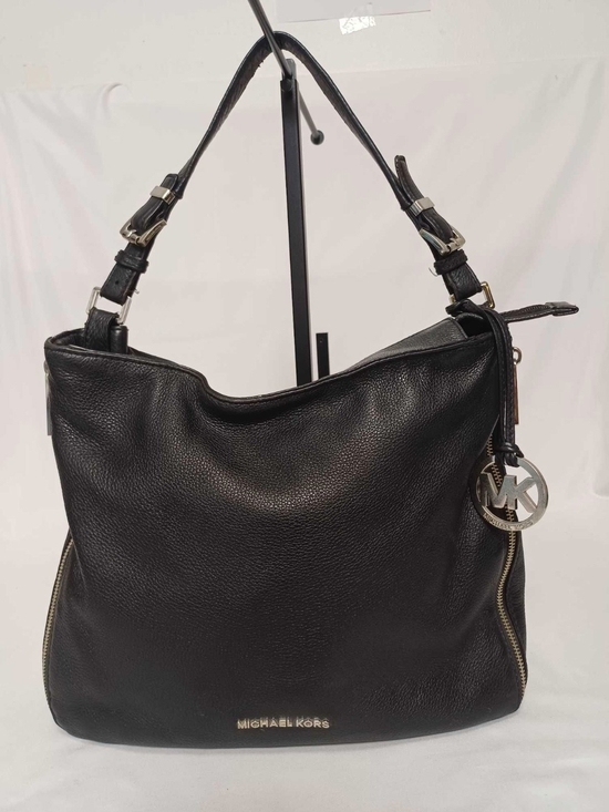 Michael Kors Handbags - Michael Kors Essex Black Pebbled Leather Shoulder Hobo Bag